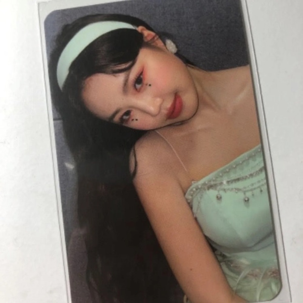 gidle soojin i burn target exclusive photocard